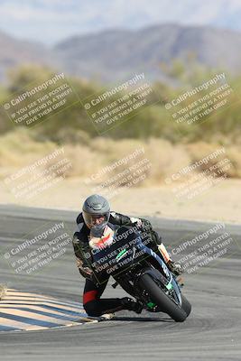 media/Nov-16-2025-Race Pace (Sun) [[8c5fa54630]]/Non Verified Riders (1st 20 Minutes)/2-Turn 10 (1010am)/